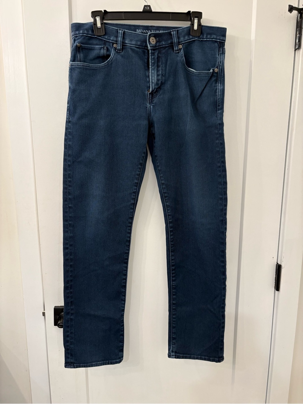 Banana Republic Men’s Traveler Slim Blue Jeans in Size 33x32